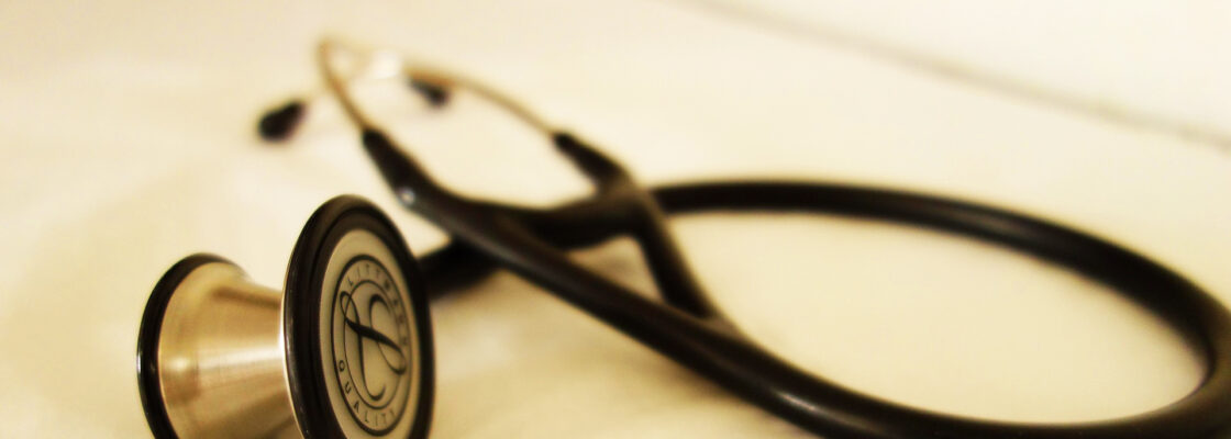 estableman-stethoscope-2359757_1920