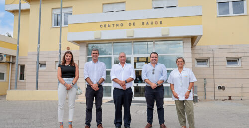 Município reúne com Presidente da ULSAC e aborda falta de médicos no Centro de Saúde