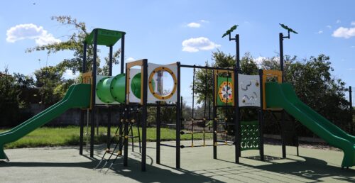 Município conclui a requalificação de quatro parques infantis